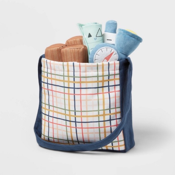 Pillowfort Other - New Pillowfort 8pc Adventure Play Set